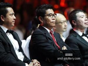 比尔西蒙斯,骑士交易布,朗尼,江苏体彩网官网,江苏体彩网购票,江苏体彩网在线竞猜,江苏体彩网服务,江苏体彩娱乐平台